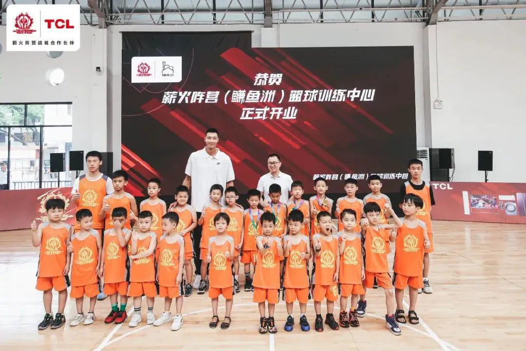 大学篮球运动员如何应对常见的伤病并进行有效治疗?_1